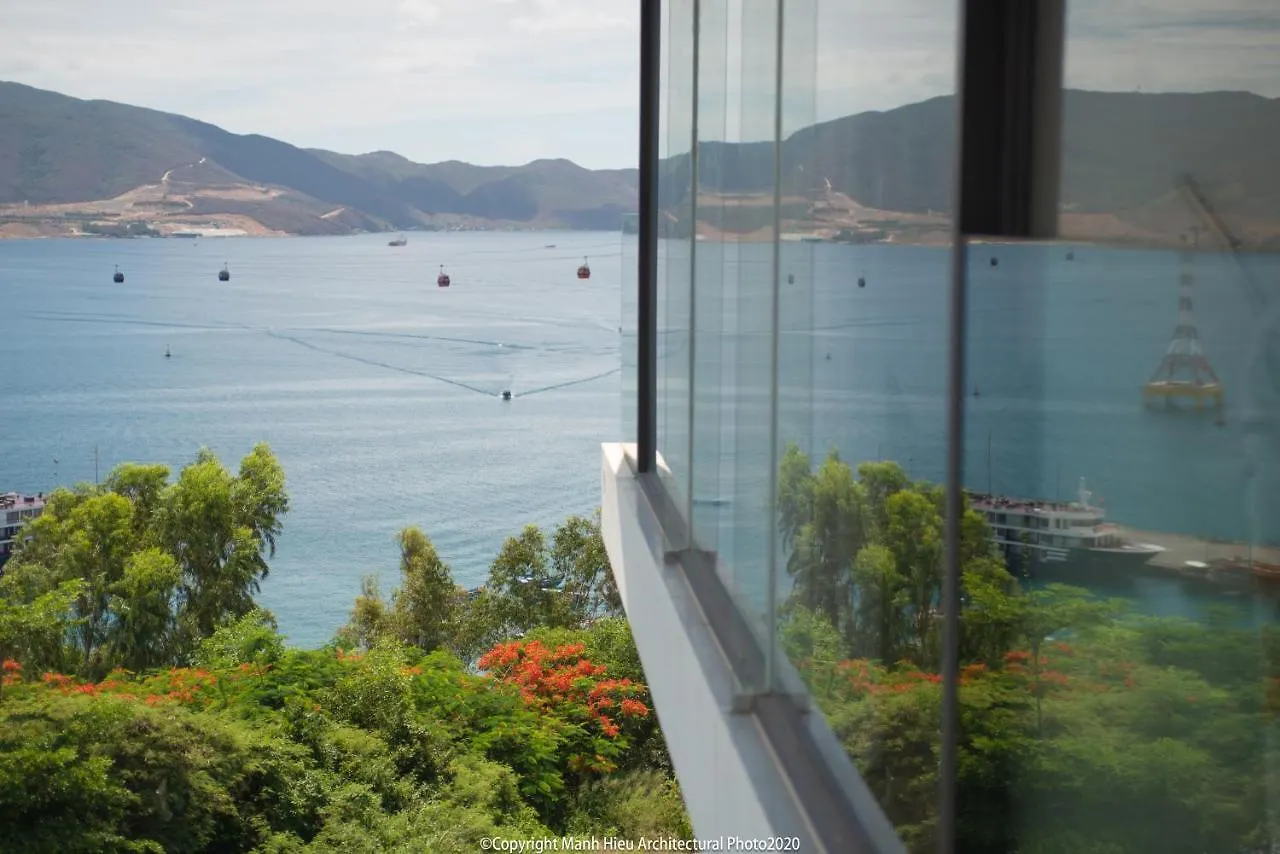 The Bridge Luxury Villa 芽庄