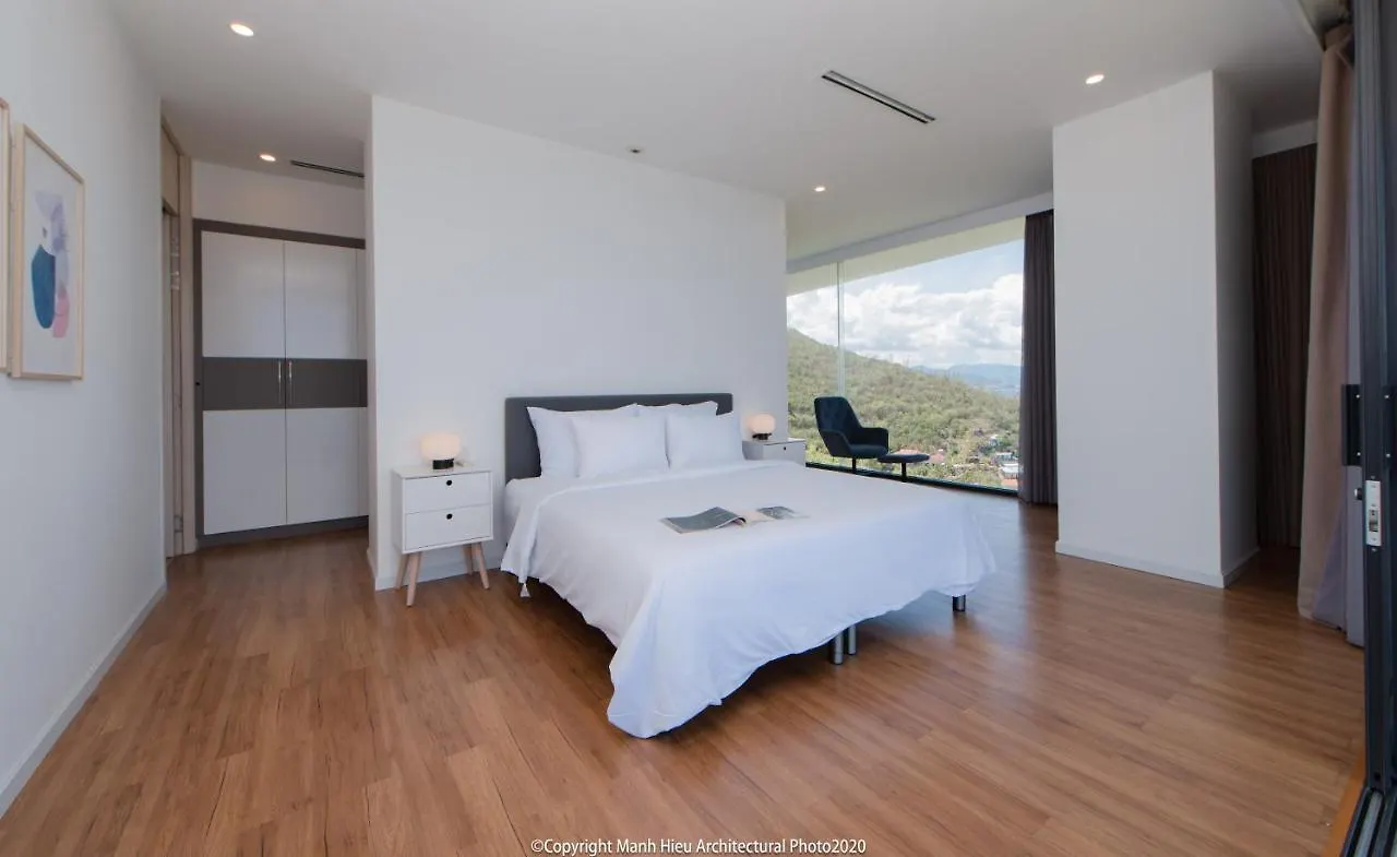 The Bridge Luxury Villa 芽庄