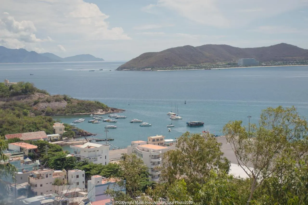 The Bridge Luxury Villa Nha Trang 0*,